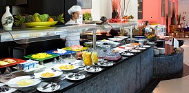 Quiksilver Windsurfer School - Fuerteventura, Canary Islands